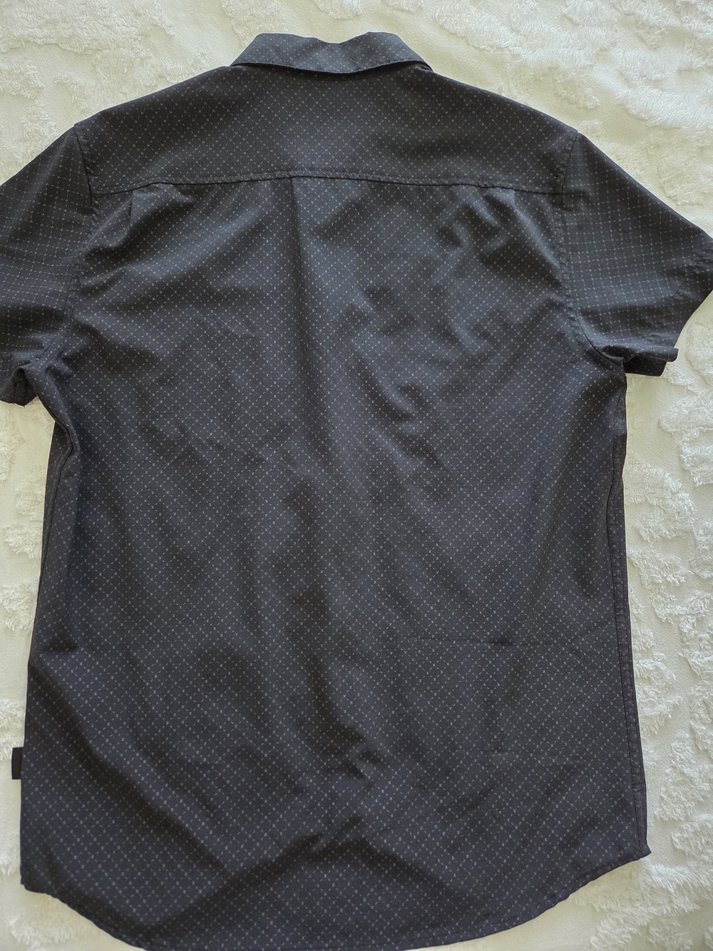 Kenneth Cole Black Short-Sleeve Button-Up Shirt - Picture 2 of 6